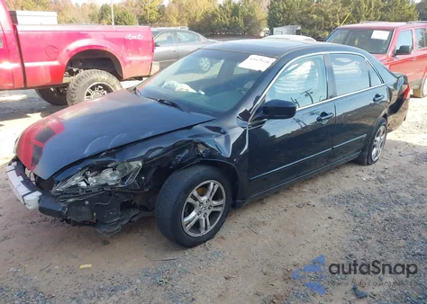 2007 Honda Accord 2.4 Ex from USA, damaged, VIN 1HGCM56857A142491